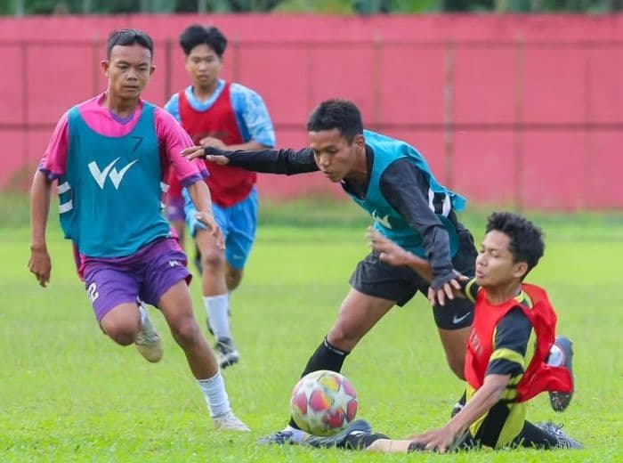 hadapi_piala_soeratin_2025_pssa_asahan_u17_akan_umumkan_26_pemain_hasil_seleksi_pekan_ini