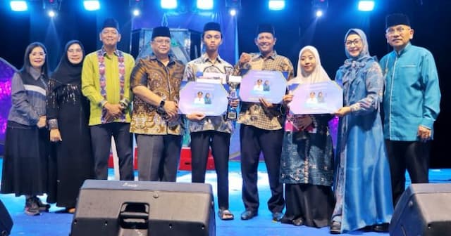 bosar_maligas_juara_umum_empat_kali_mtq_simalungun_tiga_peserta_terbaik_diberangkatkan_umrah