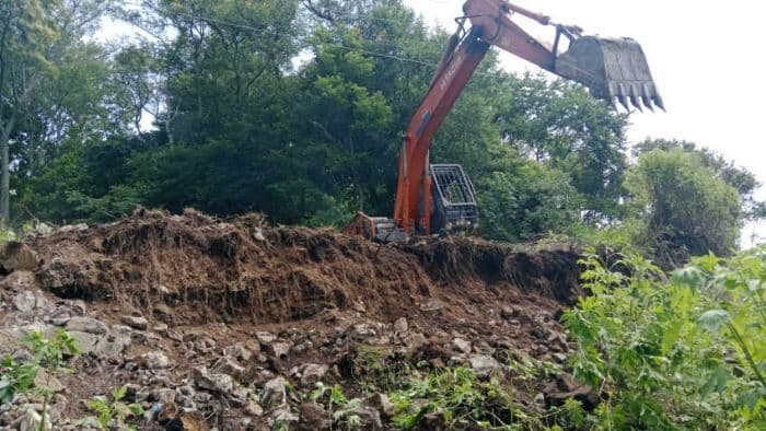 pn_balige_eksekusi_tugu_dan_makam_sengketa_di_samosir_setelah_inkrah