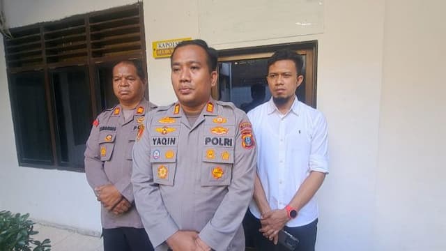 polisi_bergulat_dengan_pengedar_sabu_di_medan