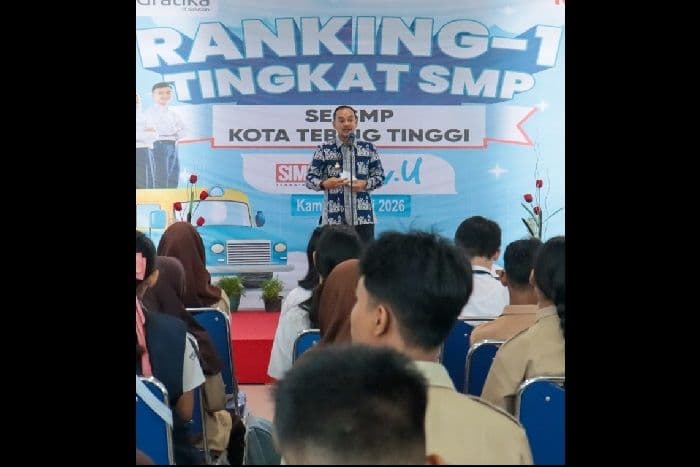 wali_kota_tebing_tinggi_buka_kompetisi_ranking_1_smp_tekankan_bijak_gunakan_teknologi_digital