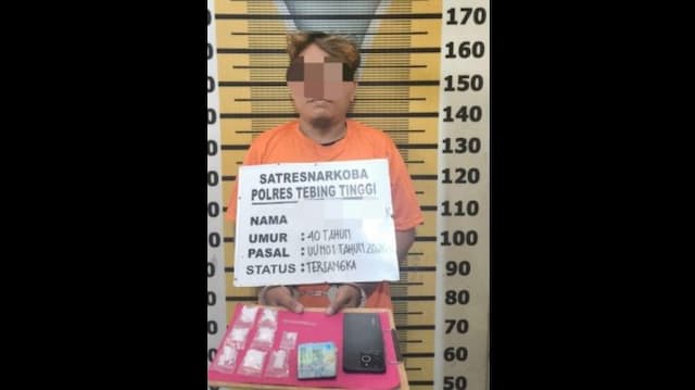 warga_medan_timur_ditangkap_di_tebing_tinggi_bawa_3342_gram_sabu_sembunyikan_di_helm