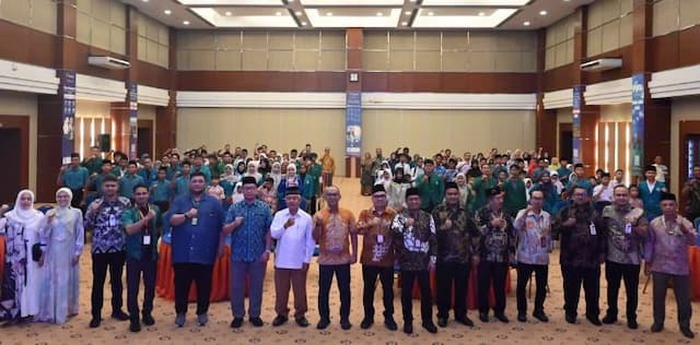 zakat_pegawai_bank_sumut_biayai_ratusan_pelajar_baznas_upz_terunggul_di_sumut