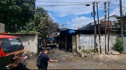 ini_kesulitan_damkar_dan_dugaan_penyebab_kebakaran_pabrik_mainan_di_johor