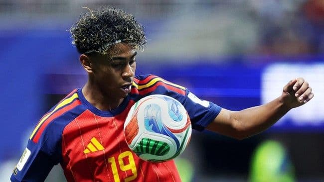 spanyol_incar_kemenangan_perdana_lawan_arab_saudi_