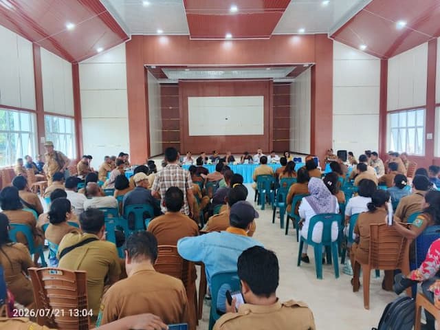bpbd_simalungun_diminta_kirim_500_lembar_seng_untuk_korban_kebakaran_di_sidamanik