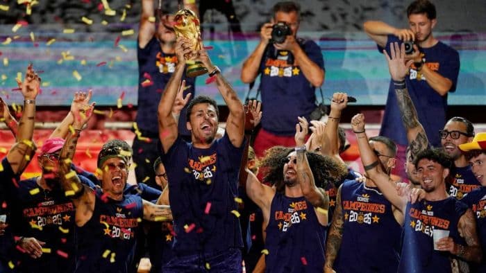 enam_negara_ini_lolos_piala_dunia_2030