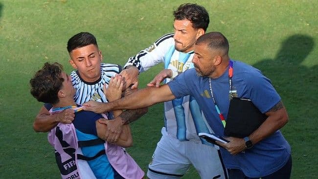 leandro_paredes_dan_afa_terancam_sanksi_fifa_usai_ricuh_di_final_piala_dunia_2026