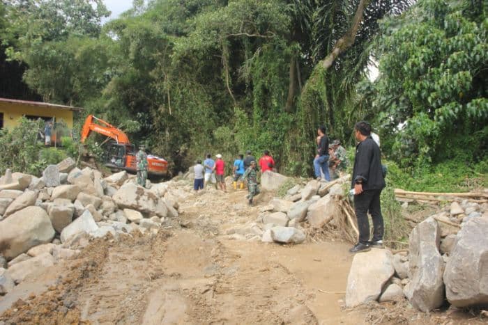 satu_tahun_lebih_banjir_bandang_parapat_belum_juga_ditangani_sepenuhnya