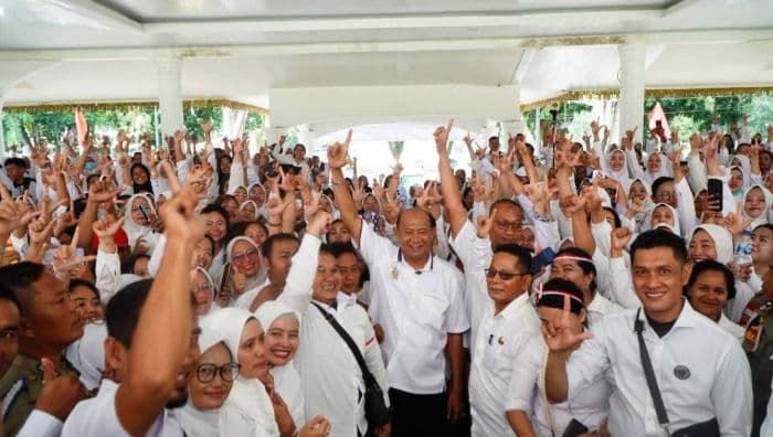 832_tks_di_langkat_diangkat_menjadi_pppk_paruh_waktu
