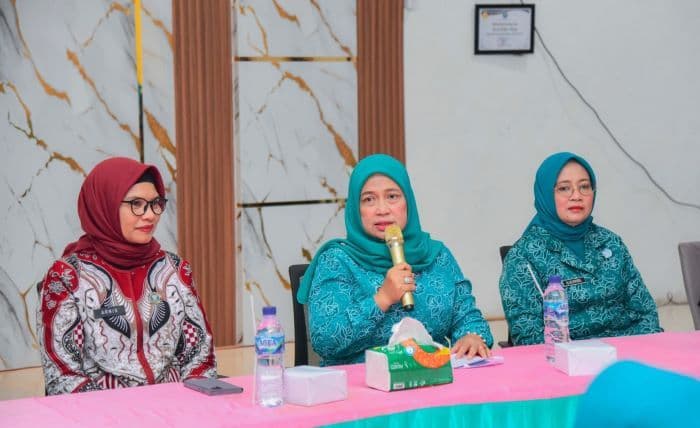 komit_berantas_narkoba_dari_akar_pemkab_batu_bara_dukung_penuh_desa_bersinar_