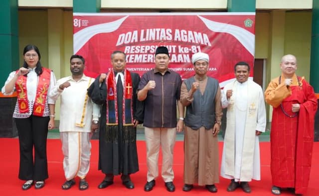 hut_ke81_ri_kemenag_sumut_gelar_doa_lintas_agama_untuk_korban_bencana_ntt