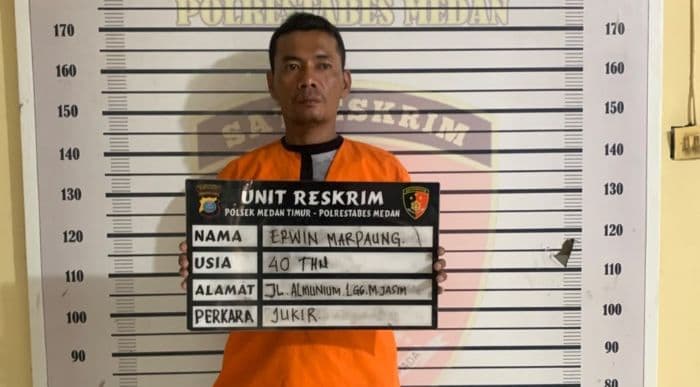 pelaku_pungli_di_jalan_jawa_modus_pertugas_parkir_ditangkap_polsek_medan_timur_