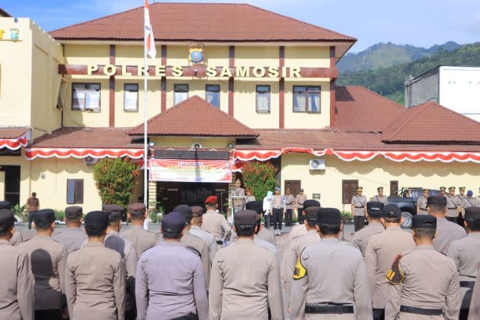 polres_samosir_gelar_upacara_hari_juang_polri_2026_kenang_perjuangan_polisi