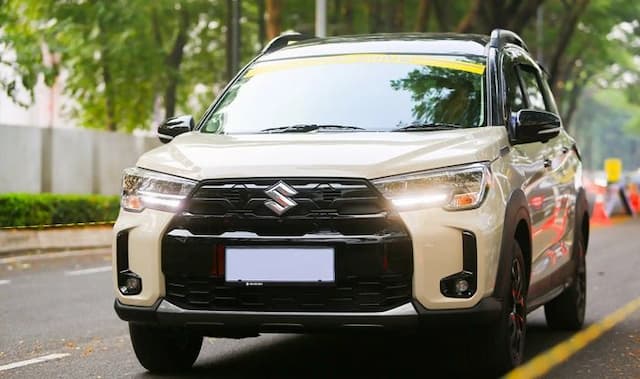 suzuki_xl7_terbaru_resmi_meluncur_mulai_dikirim_ke_konsumen_dan_ini_harganya