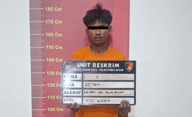 terekam_cctv_curi_barang_dari_gudang_ekspedisi_karyawan_asal_asahan_ditangkap
