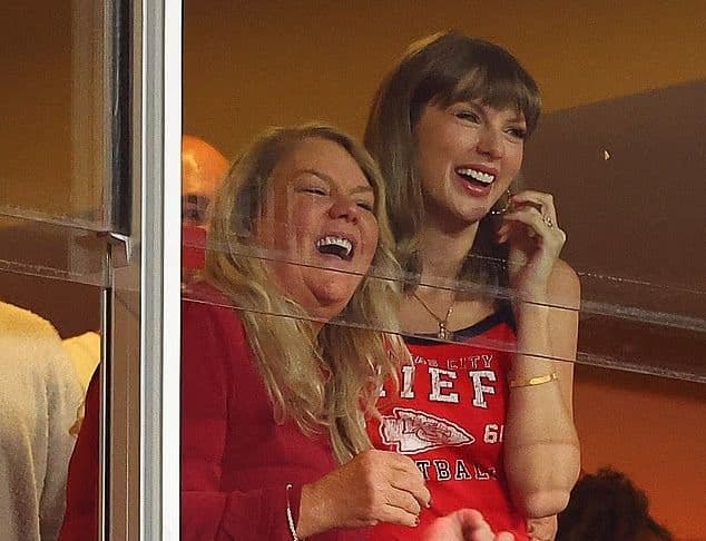 taylor_swift_teriak_itu_suamiku_saat_travis_kelce_cetak_touchdown
