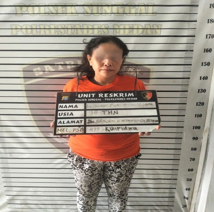 pencurian_berkedok_bunga_irt_diamankan_polsek_sunggal_dua_rekannya_kabur_
