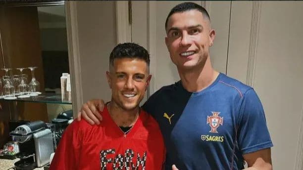 cal_newsome_cerita_momen_langka_saat_cukur_rambut_cristiano_ronaldo