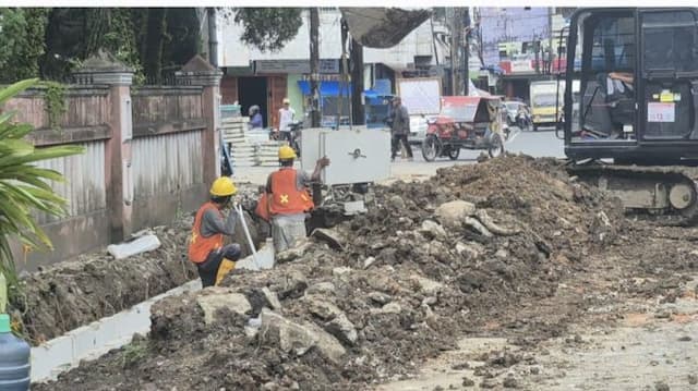 dinas_putr_binjai_habiskan_rp973_juta_bangun_drainase_dan_perbaikan_jembatan