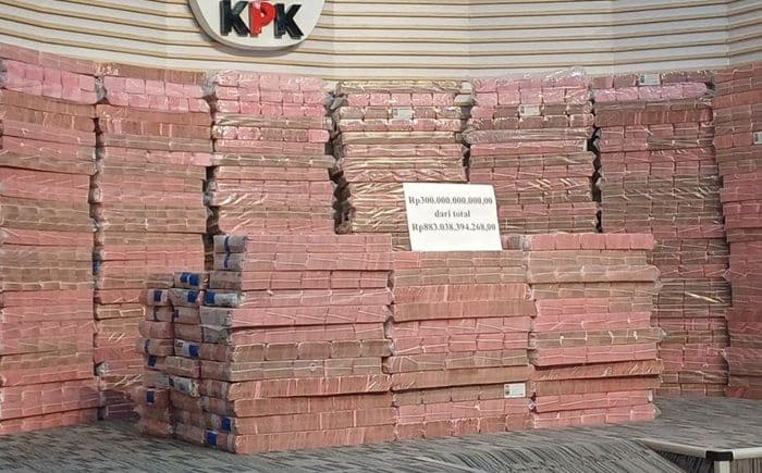 uang_rp300_miliar_kpk_ternyata_pinjaman_bongkar_titipan_dalam_kasus_taspen