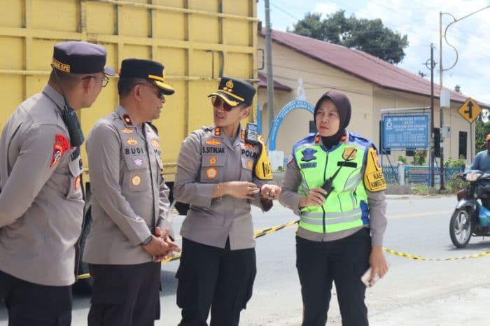 jelang_nataru_kapolres_akbp_sah_udur_tm_sitinjak_cek_kelayakan_jalan_outer_ring_road_di_pematangsiantar
