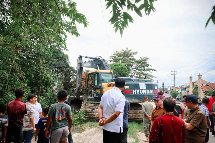pemkab_deli_serdang_tertibkan_datuk_kabu_dan_batang_kuis_untuk_cegah_banjir