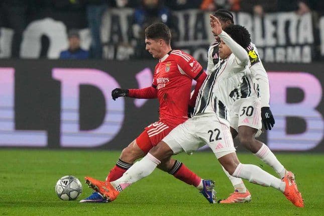 juventus_kalahkan_benfica_20_amankan_tiket_playoff_liga_champions