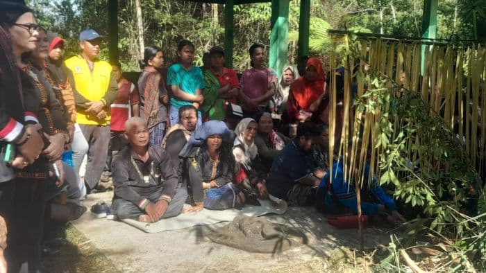 menghormati_alam_gaib_sebelum_garap_ladang_warga_pakpak_gelar_ritual_sakral_