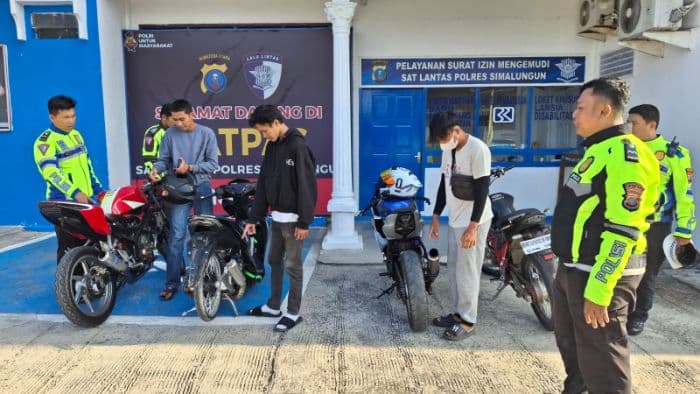 banyak_korban_kecelakaan_arena_balap_liar_dirazia_polres_simalungun