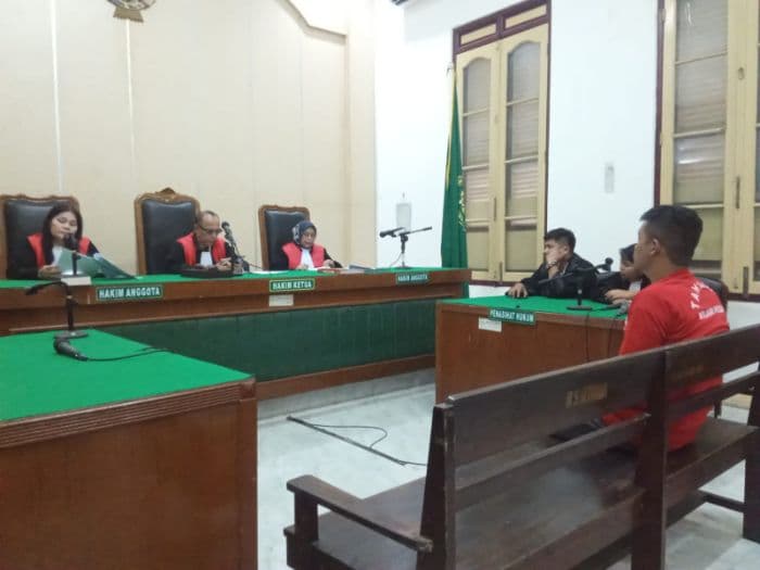 ma_tolak_kasasi_hukuman_tiga_tahun_untuk_anggota_okp_aniaya_prajurit_tni_inkrah_