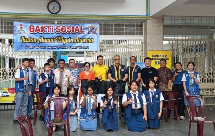 alumni_wiyata_dharma_bersama_kita_gelar_bakti_sosial_idulfitri_1446_h
