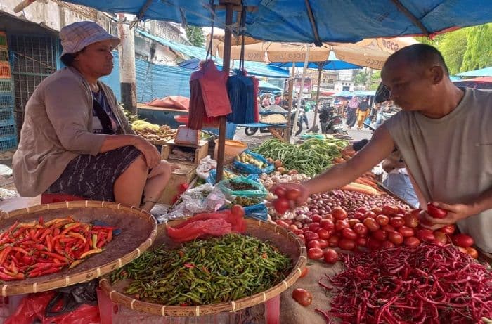 harga_sayur_melonjak_di_medan_saat_lebaran_2026_cabai_tembus_rp80_ribu_per_kg