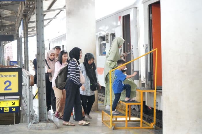 jumlah_penumpang_ka_sumut_naik_93_persen_selama_libur_paskah_2025