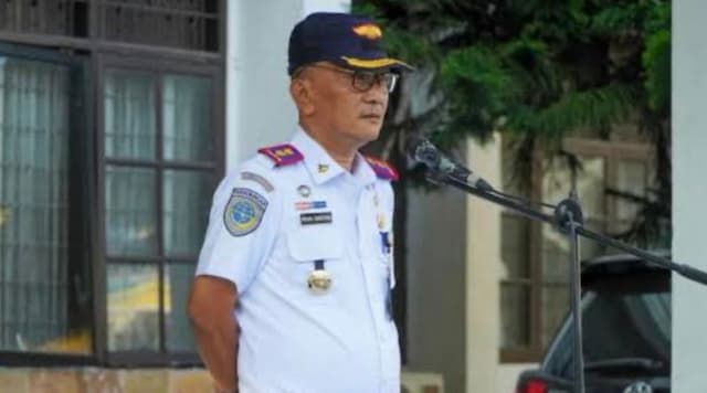 dishub_kota_medan_segera_tertibkan_parkir_berlapis_di_jalan_nibung_raya_
