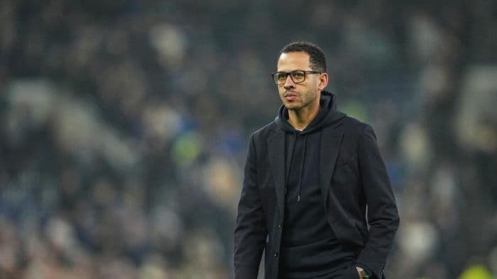 pelatih_liam_rosenior_sakit_hati_setelah_chelsea_kalah_dari_brighton
