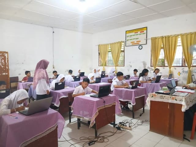 tka_sdn_122377_pematangsiantar_berjalan_lancar_86_siswa_ikuti_ujian_digital