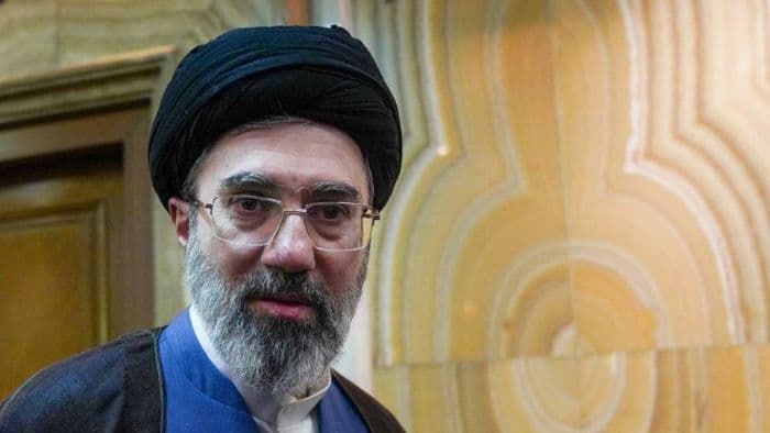 iran_tolak_kirim_uranium_ke_luar_negeri_khamenei_perkeras_sikap_hadapi_as