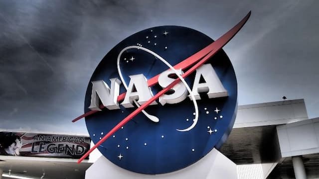nasa_siapkan_spbu_luar_angkasa