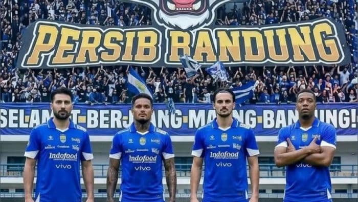 persib_bandung_vs_persijap_jepara_maung_bandung_incar_penutup_manis_di_gbla
