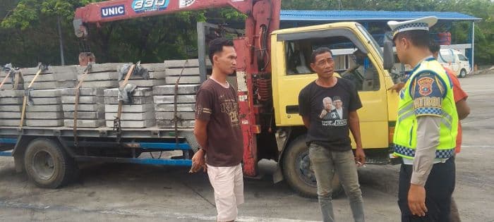 30_truk_angkutan_kelebihan_muatan_terjaring_razia_di_tol_medantebing_tingi_