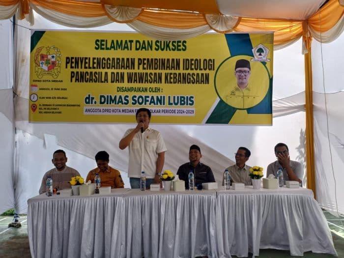 dr_dimas_sofani_pancasila_solusi_permasalahan_berbangsa_dan_bernegara