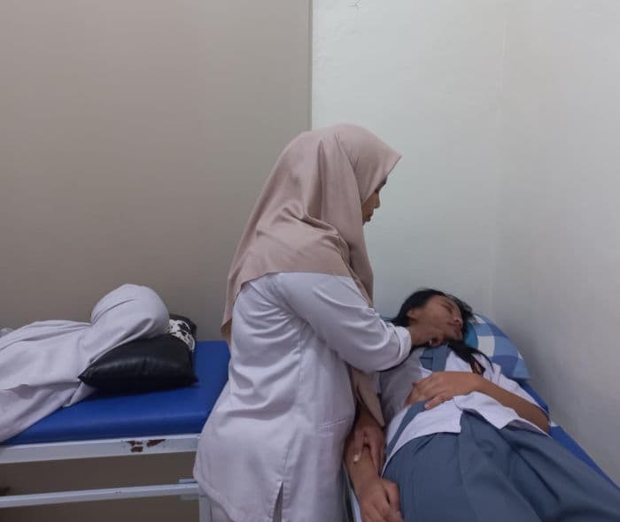 revitalisasi_uks_sman_2_medan_tingkatkan_layanan_kesehatan_dan_kenyamanan_siswa