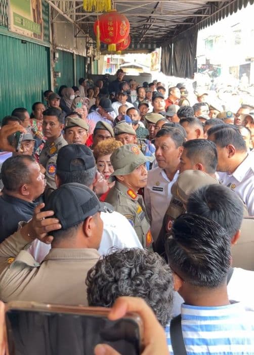 pemkab_deli_serdang_segel_33_ruko_eks_delimas_penghuni_sepakat_lanjut_sewa