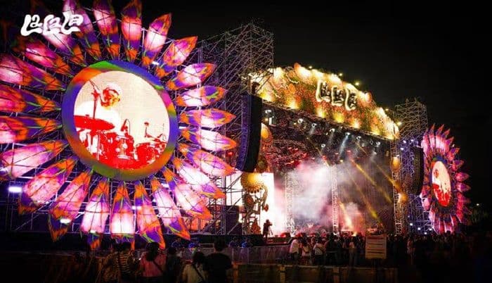 lalala_fest_2025_perpaduan_spektakuler_musik_global_dan_budaya_indonesia
