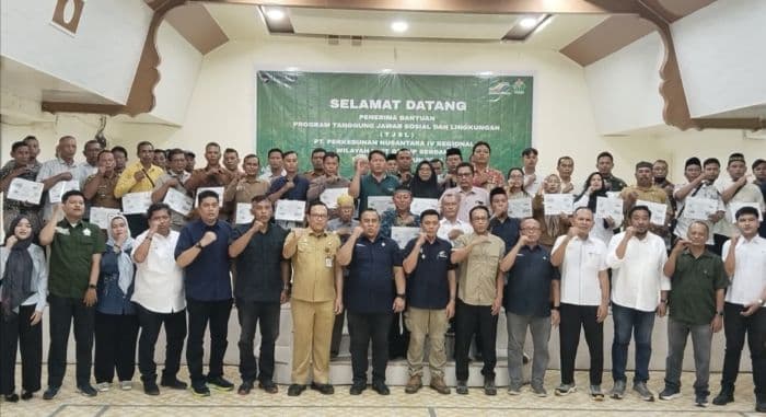 67_sekolah_hingga_masjid_di_sergai_terima_bantuan_tjsl_ptpn_iv