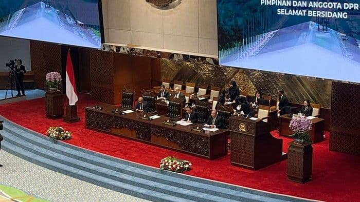 dpr_sahkan_uu_reforma_agraria_lembaga_baru_di_bawah_presiden_disiapkan