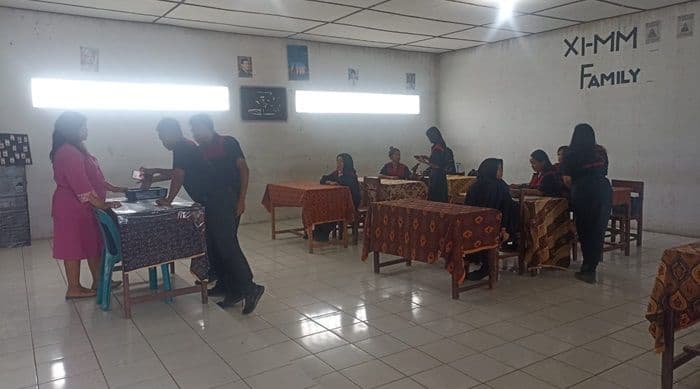 sempat_dirawat_di_rscm_siswi_smk_di_karo_kembali_ikuti_pembelajaran