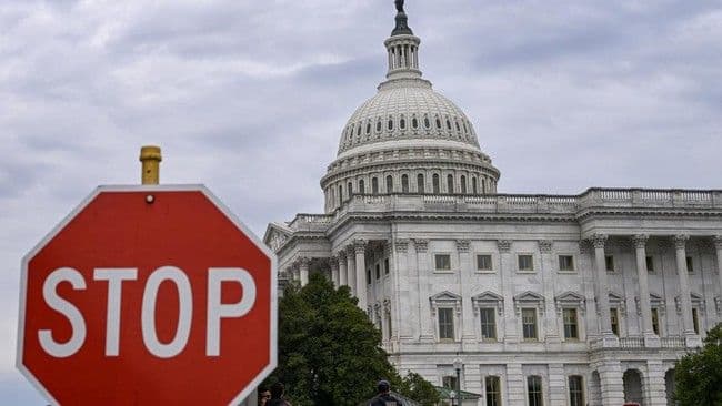 shutdown_pemerintah_as_1400_staf_dirumahkan