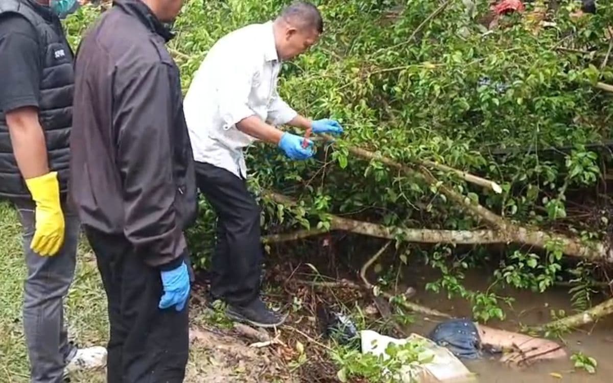 pria_tanpa_identitas_ditemukan_tewas_telungkup_di_parit_perkebunan_kisaran_barat